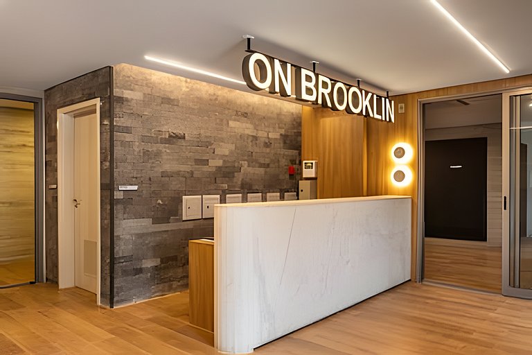 1205 | Ap no Brooklin! Academia e sala de jogos.